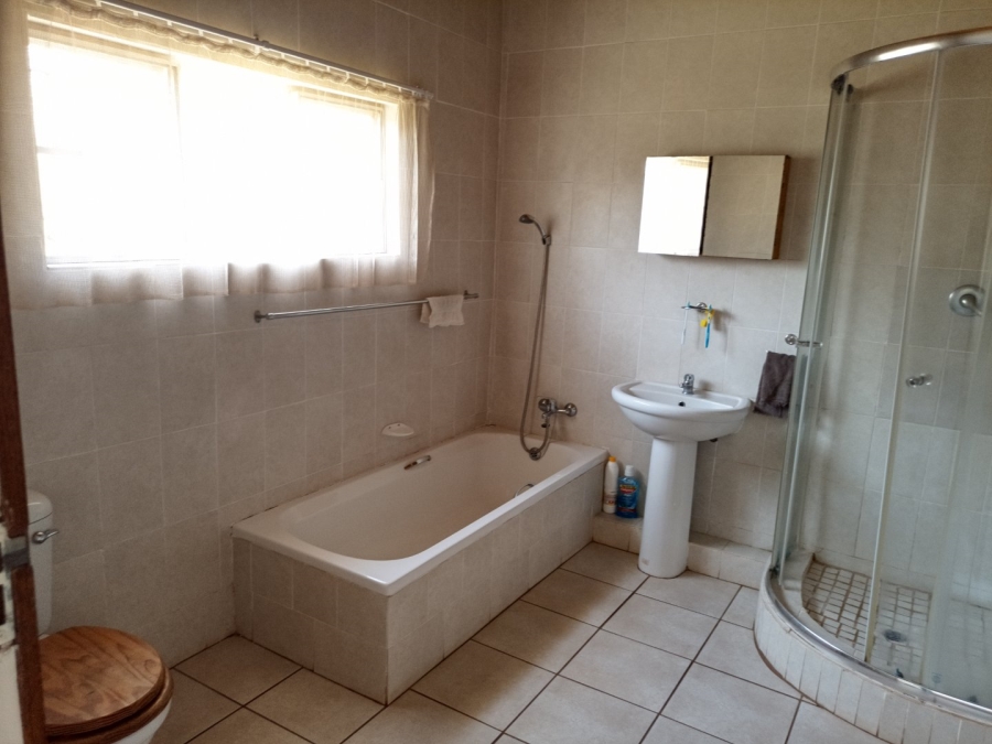 4 Bedroom Property for Sale in Brandfort Free State